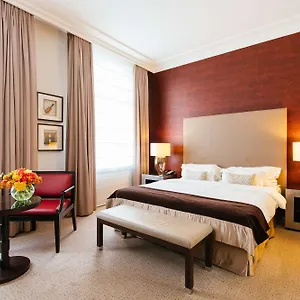 hotellátogatás