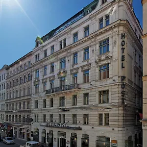 hotellátogatás