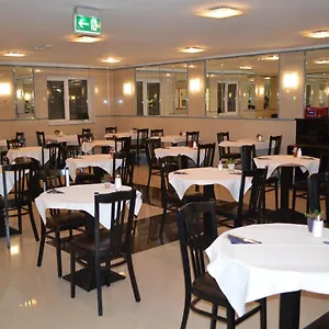 hotellátogatás